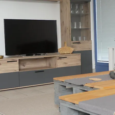 Apartment Apartment-koeln-bonn, Ihr Zuhause Auf Zeit. *