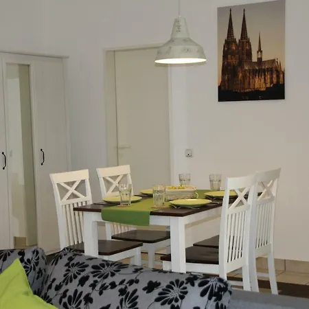 Apartment Apartment-koeln-bonn, Ihr Zuhause Auf Zeit.
